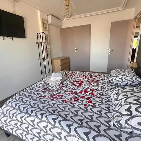 Le Mistral Appartement Standing Avec Vue Mer Exceptionnelle En 1Ere Ligne Holiday home *