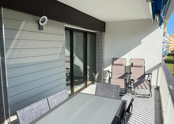 Le Mistral Standing Avec Vue Exceptionnelle En 1ere Ligne Ferienhaus Le Grau-du-Roi